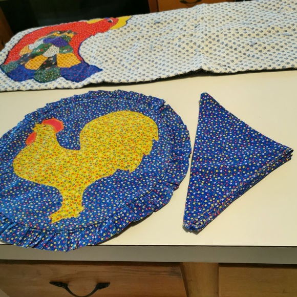 Country Table Linens - Picture 1 of 3